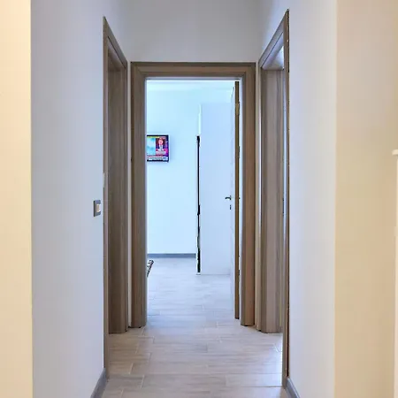Apartamentect Sunny Beach By Alz Апарт-отель Нэводари
