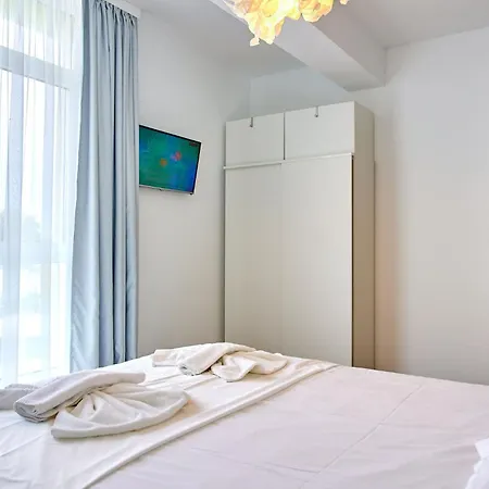 Apartamentect Sunny Beach By Alz 4* Navodari